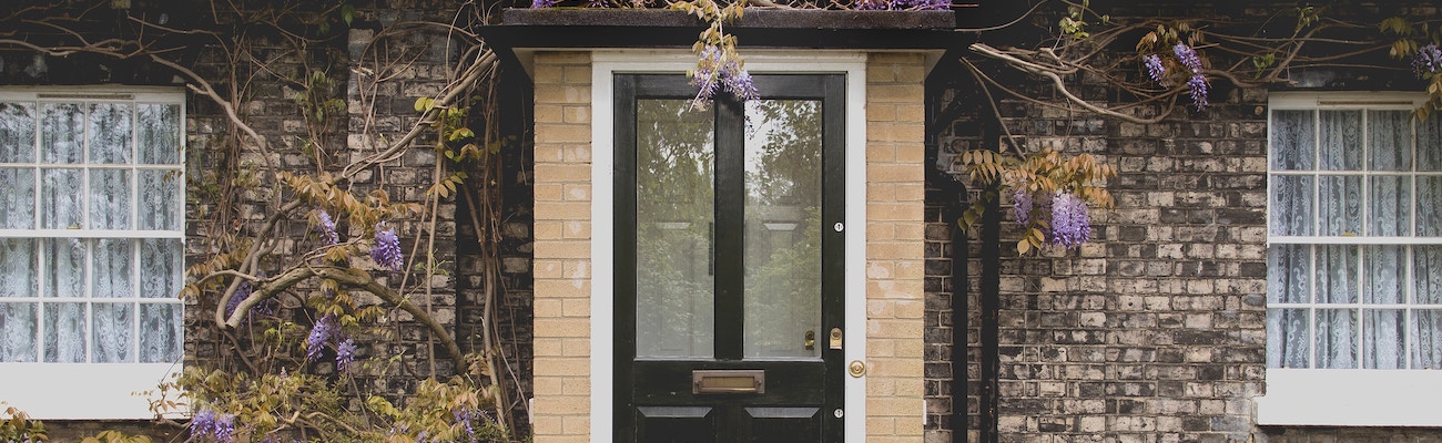 USAA Doesn’t Offer Home Equity Loans and HELOCs: Best Alternatives for Military Members and Veterans