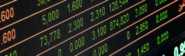 Inflation-Proof Investments: 8 Ways to Hedge Against Inflation in 2025